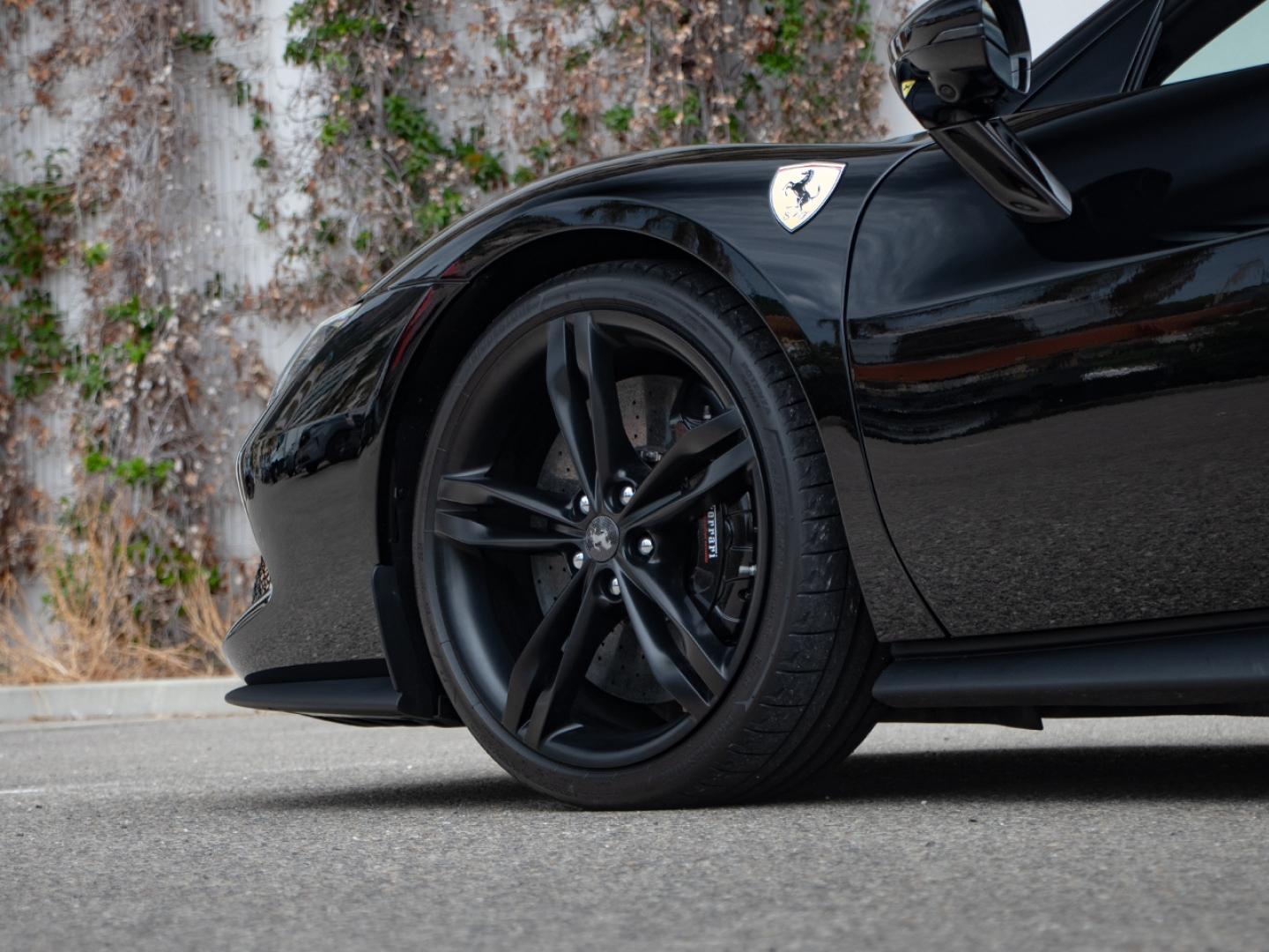 Image FERRARI 296 GTS spider