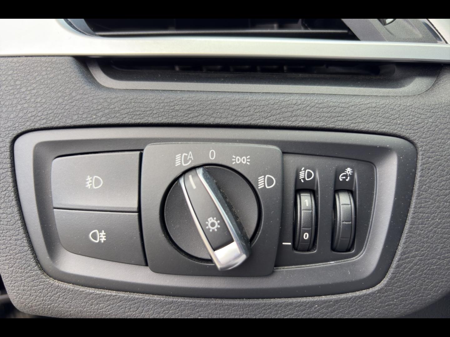 Image BMW X1 sDrive18d 150ch Business Design