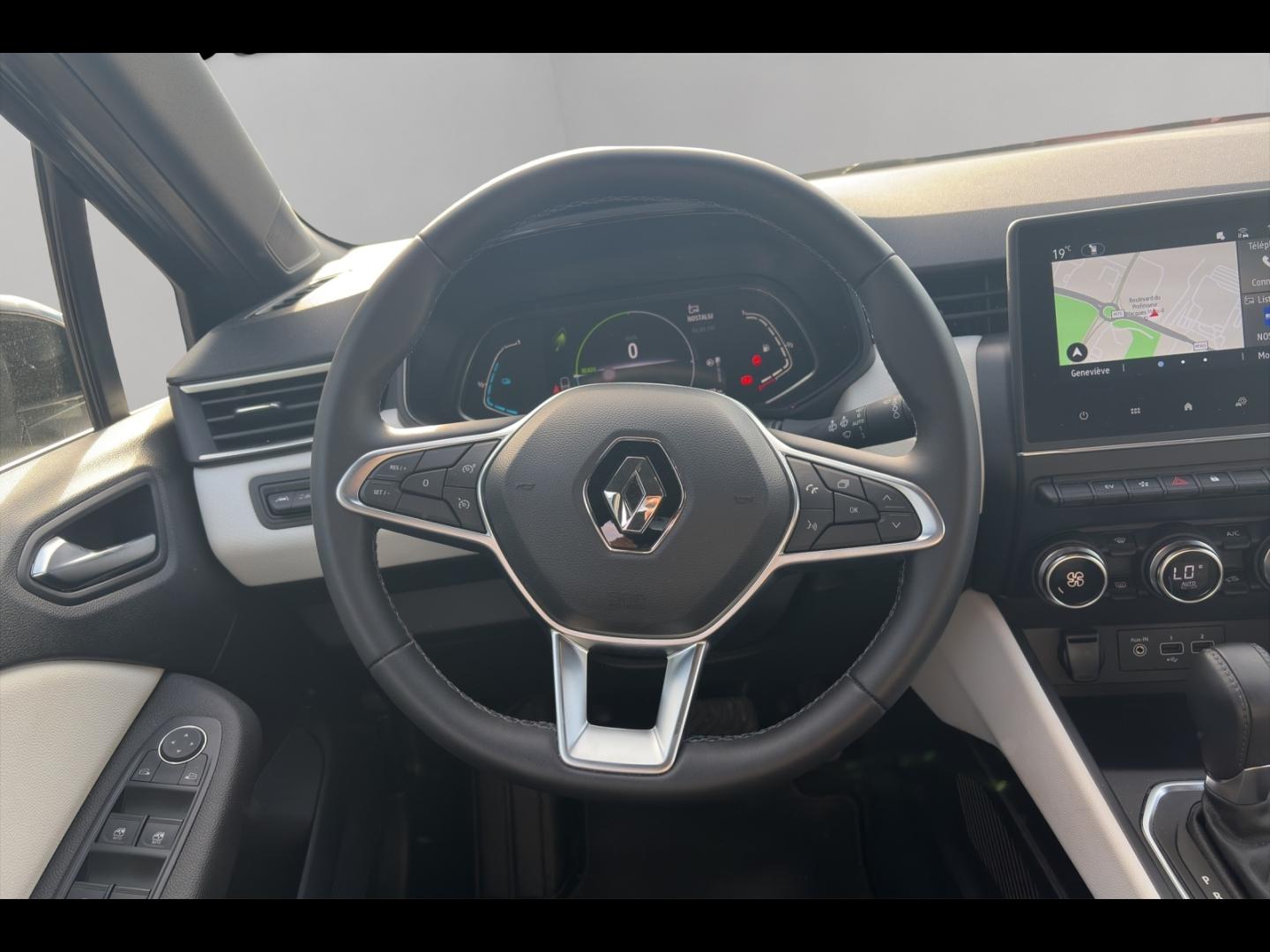Image RENAULT Clio Réversible 1.6 E-Tech full hybrid 145 Evolution
