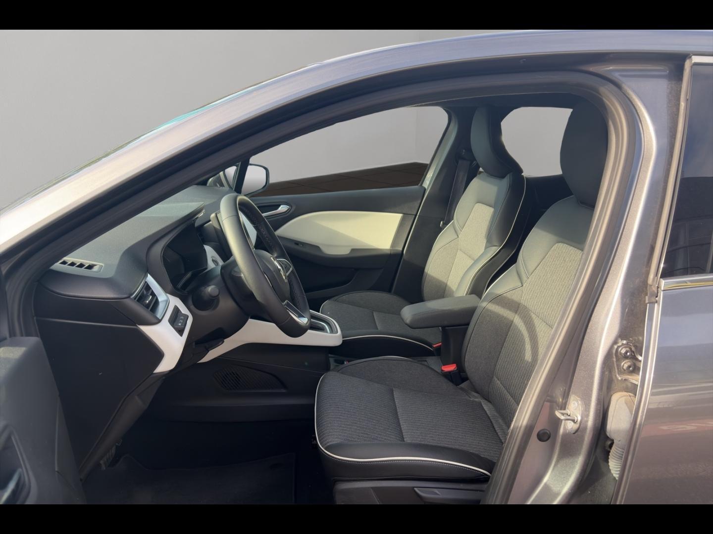Image RENAULT Clio Réversible 1.6 E-Tech full hybrid 145 Evolution