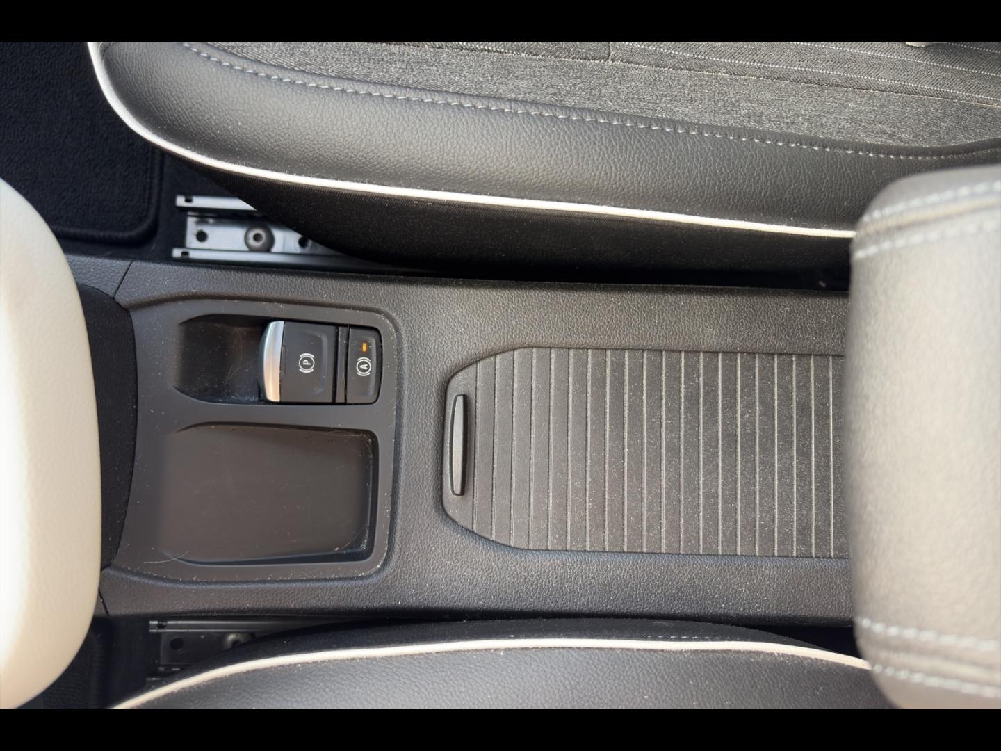 Image RENAULT Clio Réversible 1.6 E-Tech full hybrid 145 Evolution