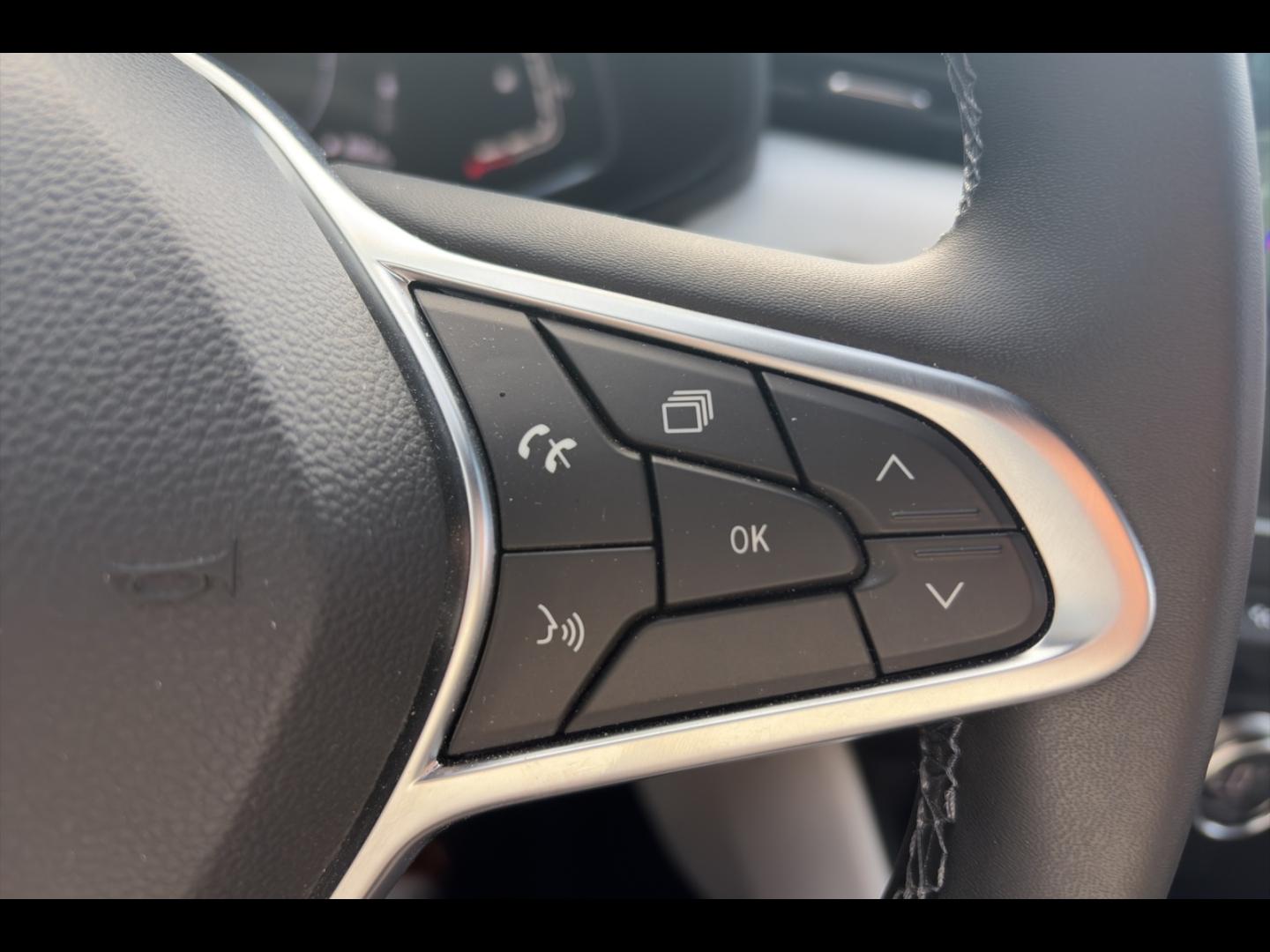Image RENAULT Clio Réversible 1.6 E-Tech full hybrid 145 Evolution
