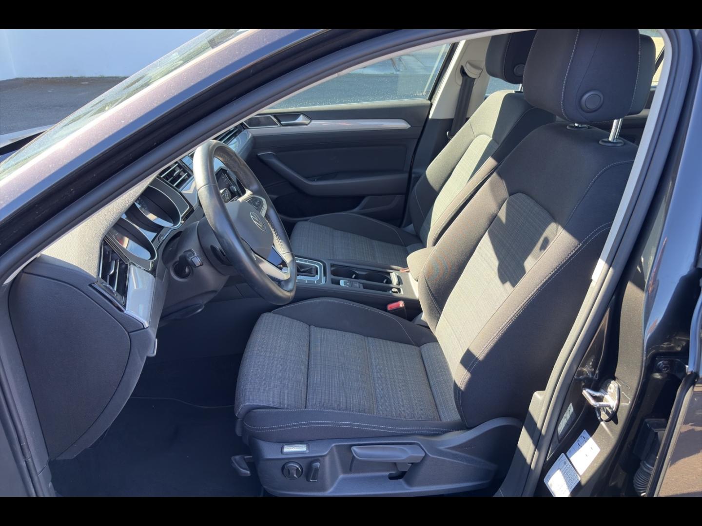 Image VOLKSWAGEN Passat SW 2.0 TDI EVO 150ch Business DSG7 8cv