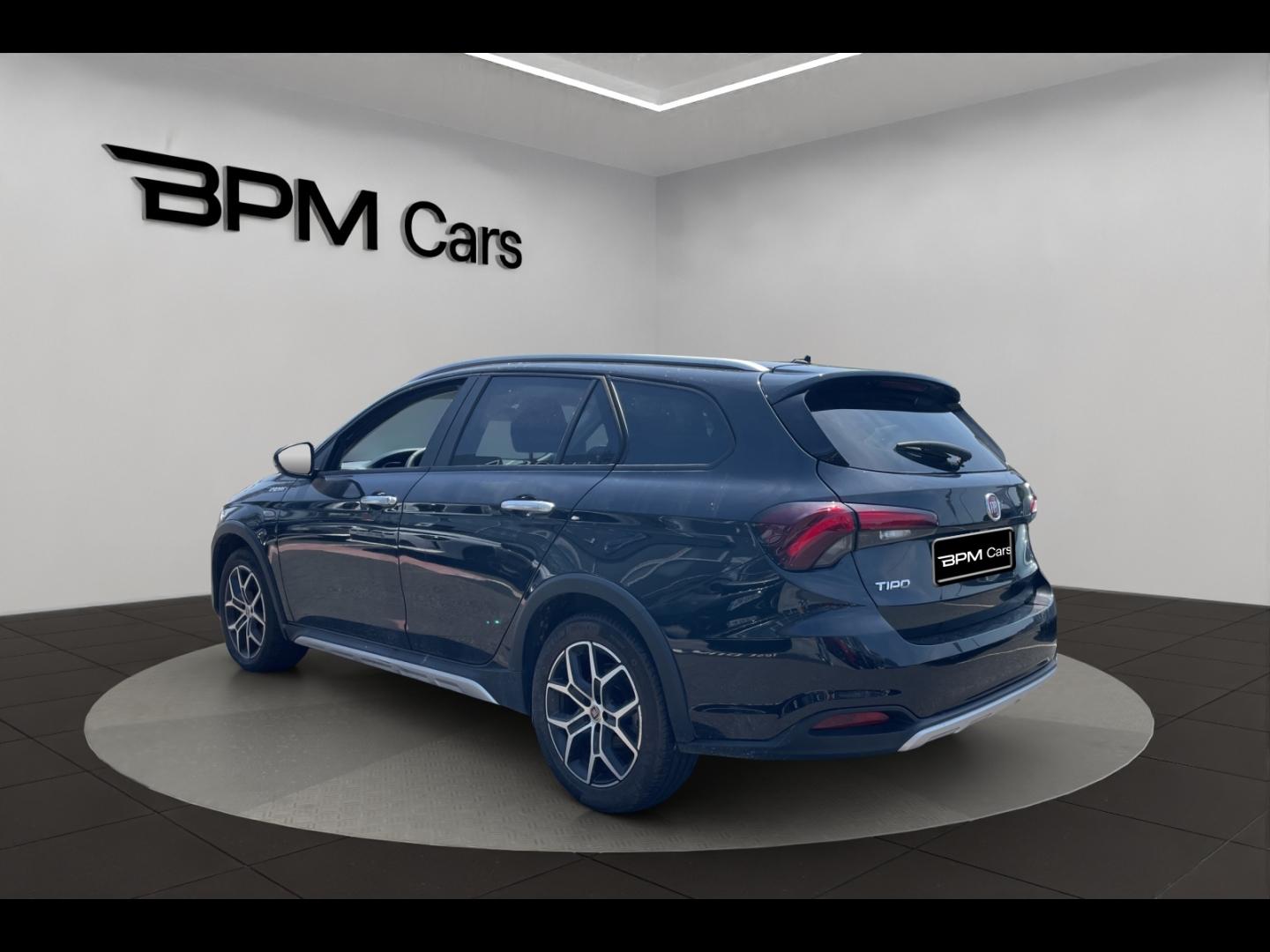 Image FIAT Tipo Cross SW 1.6 MultiJet 130ch S/S Plus MY22