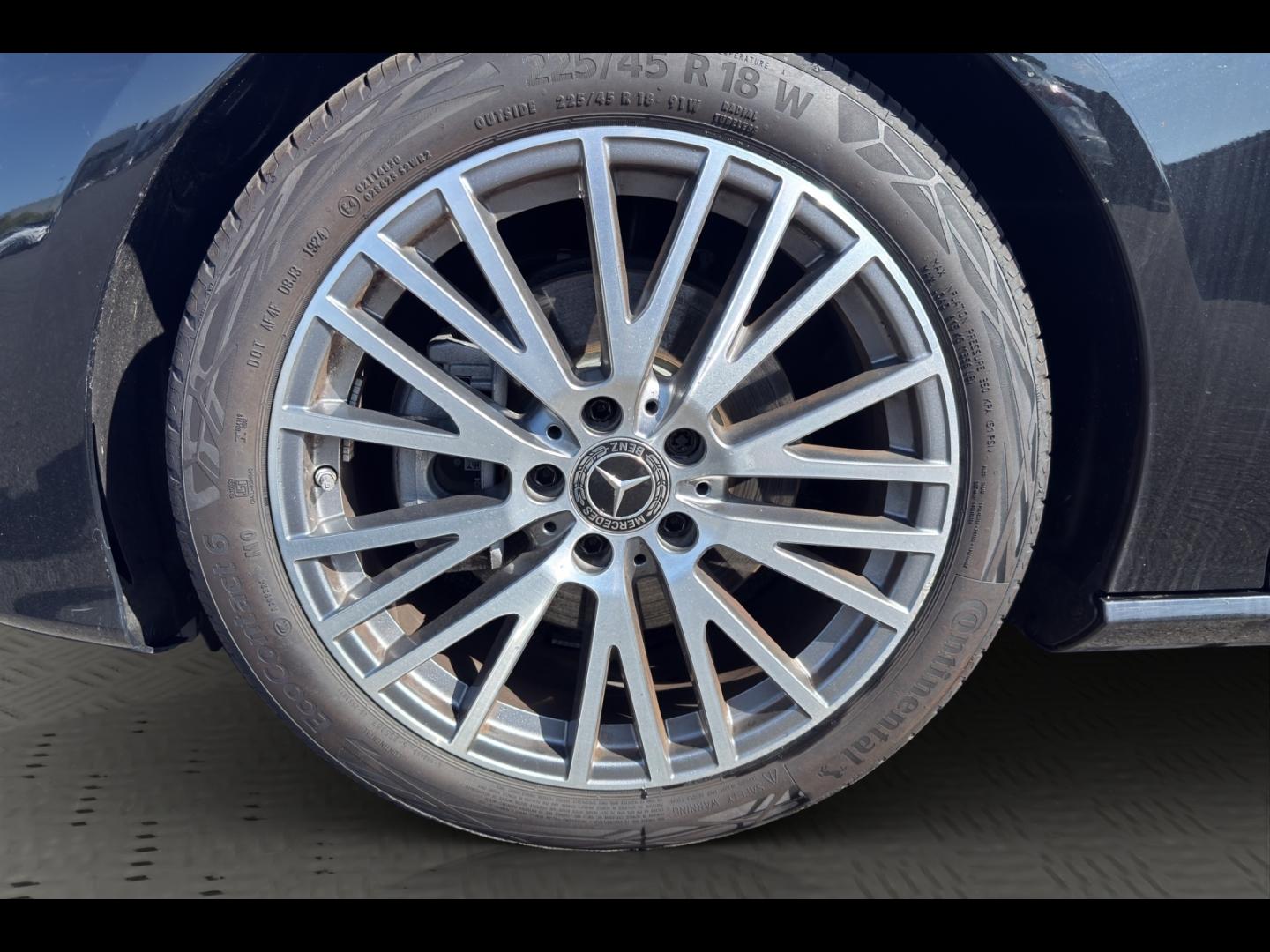 Image MERCEDES-BENZ CLA Shooting Brake 180 136ch Business Line 7G-DCT