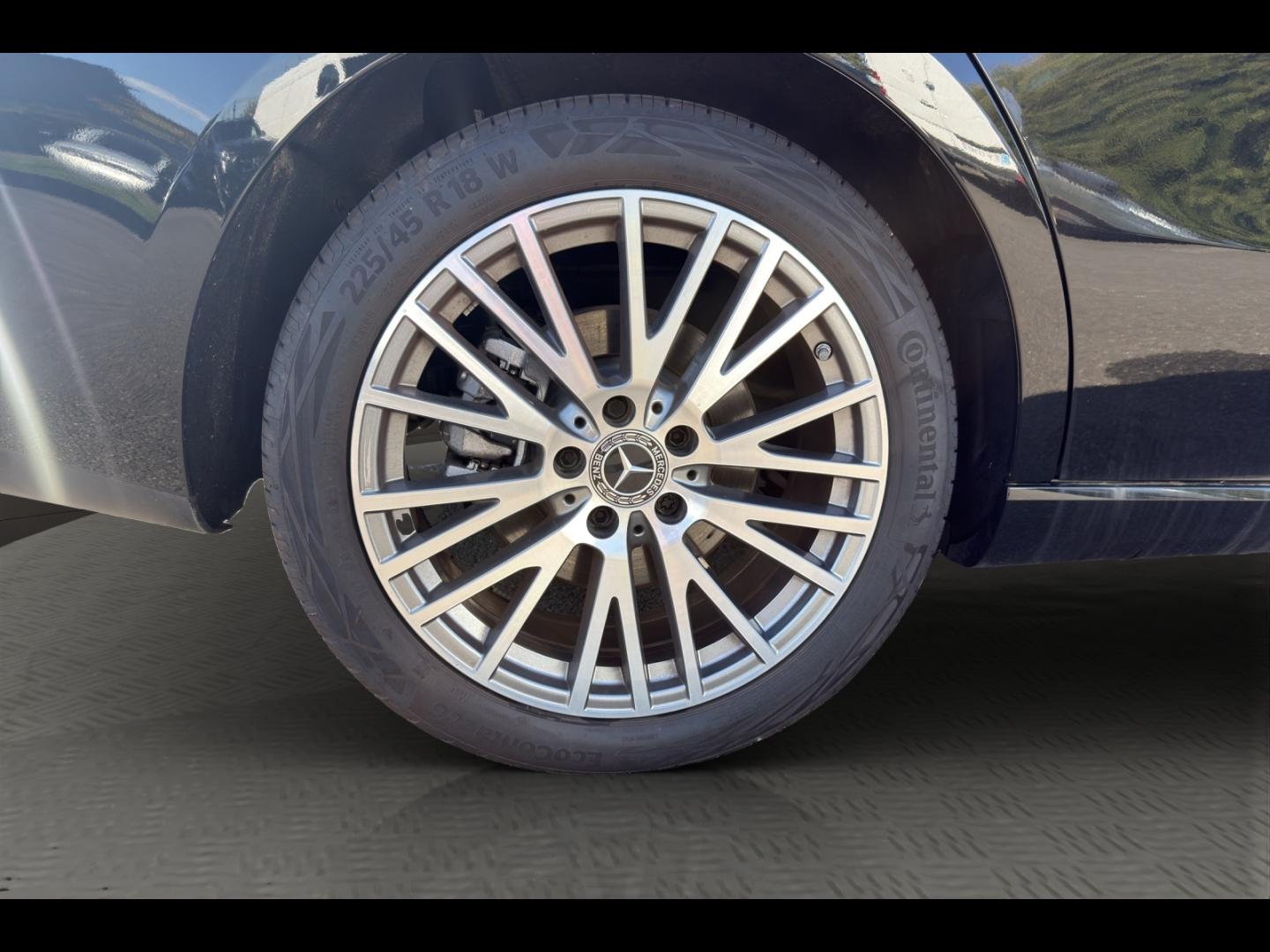 Image MERCEDES-BENZ CLA Shooting Brake 180 136ch Business Line 7G-DCT