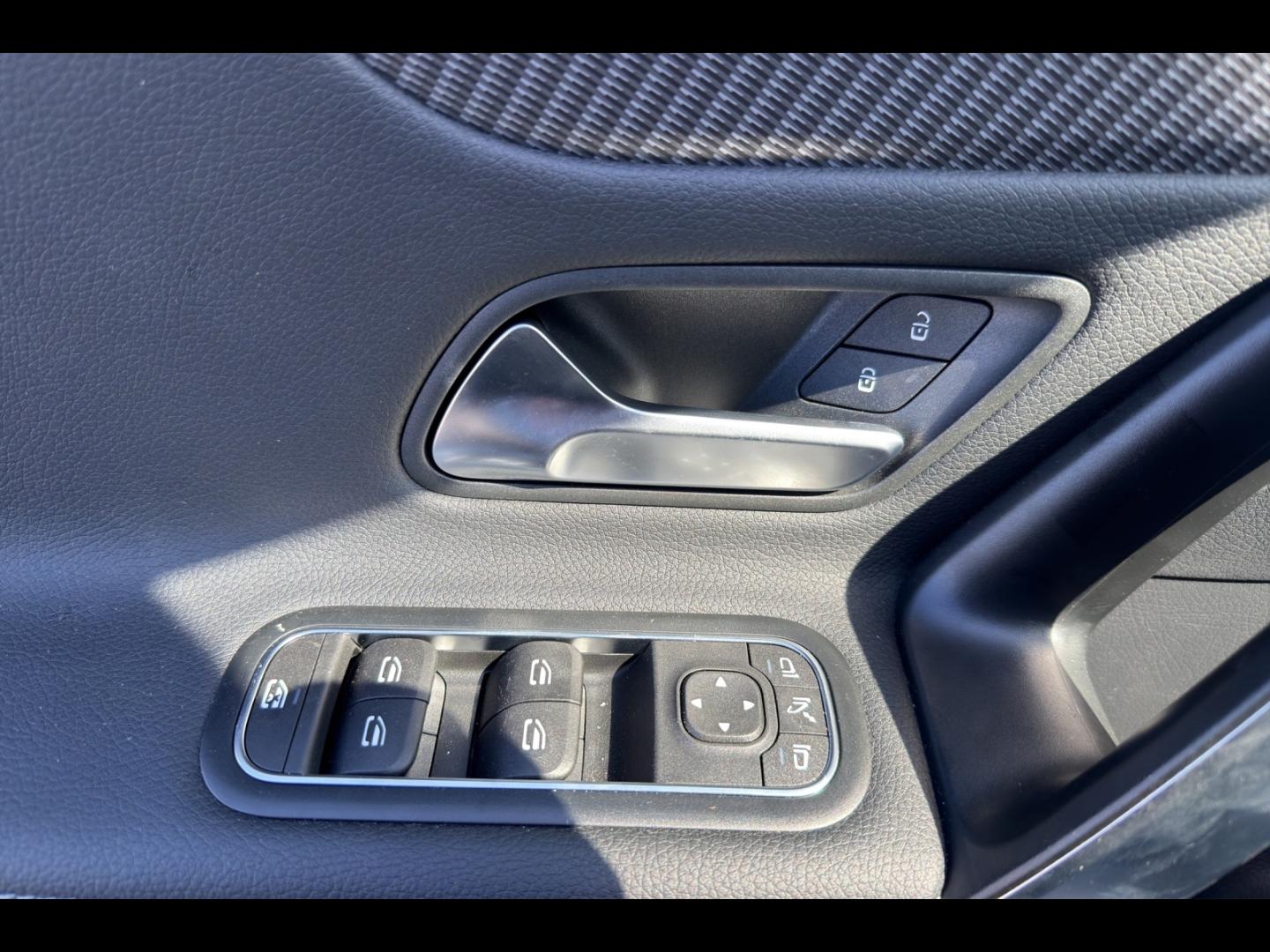 Image MERCEDES-BENZ CLA Shooting Brake 180 136ch Business Line 7G-DCT