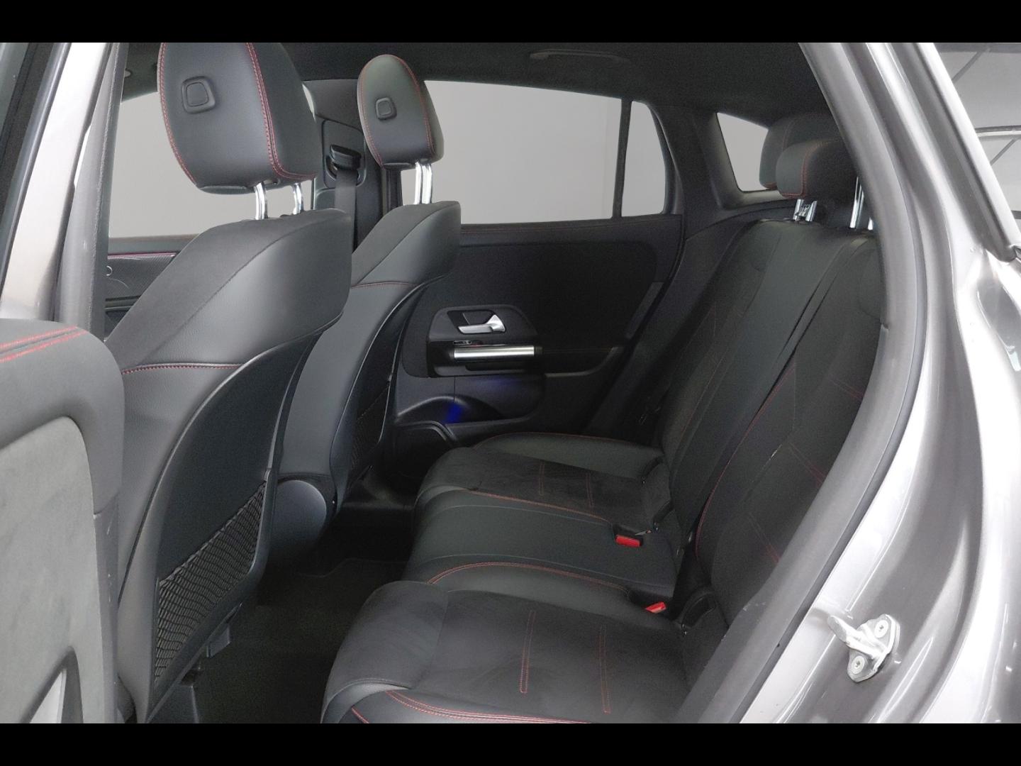 Image MERCEDES-BENZ GLA 250 e 160+102ch AMG Line 8G-DCT