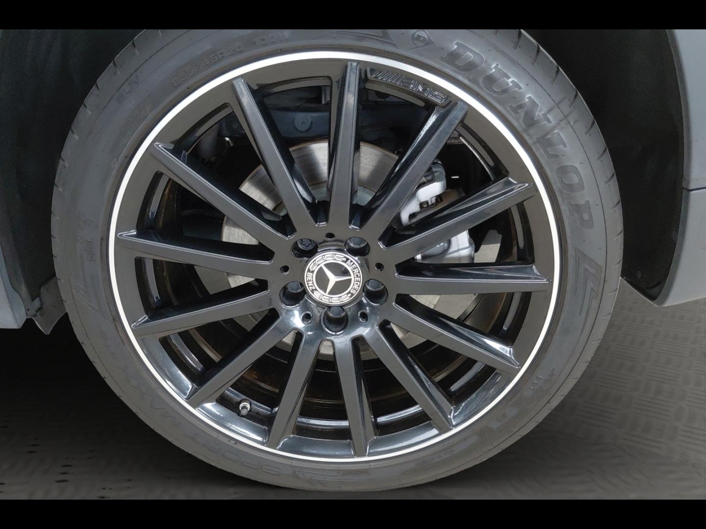 Image MERCEDES-BENZ GLA 250 e 160+102ch AMG Line 8G-DCT