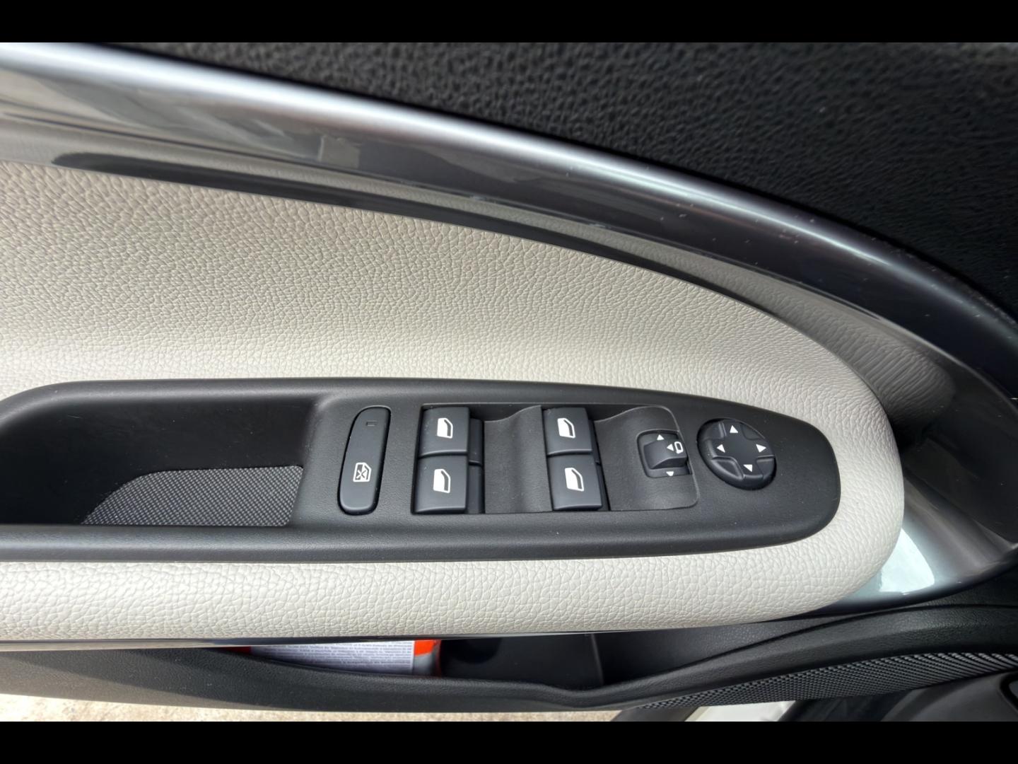Image FIAT 600 1.2 Hybrid Turbo 110ch La Prima eDCT6