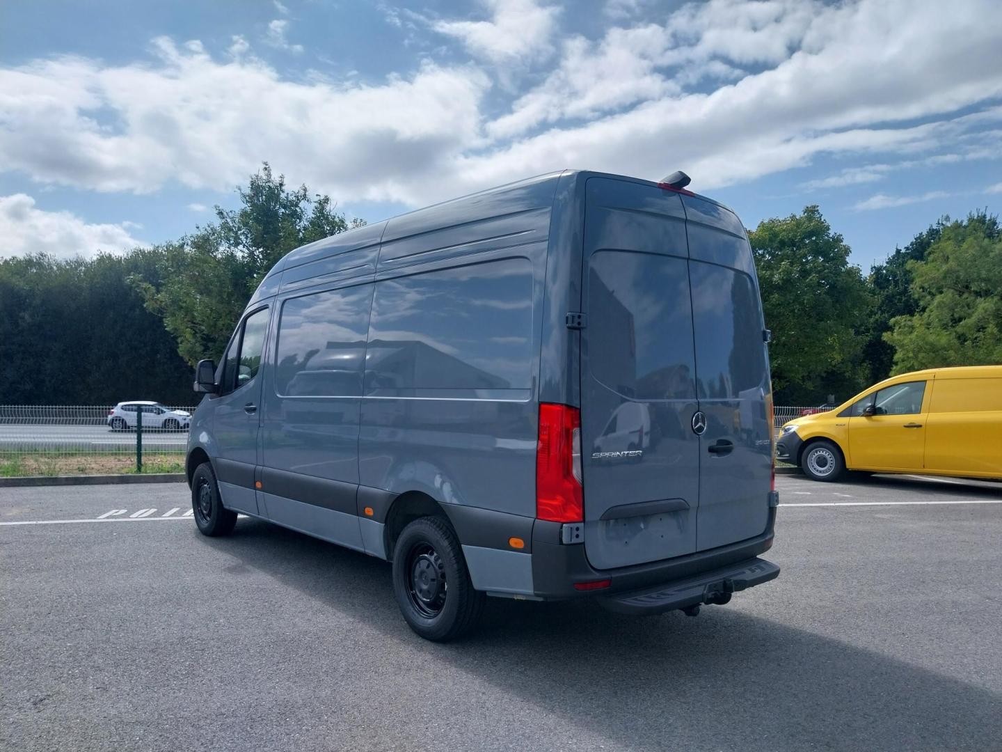 Image MERCEDES-BENZ Sprinter Fg 315 CDI 37 3T5 Pro 9G-Tronic