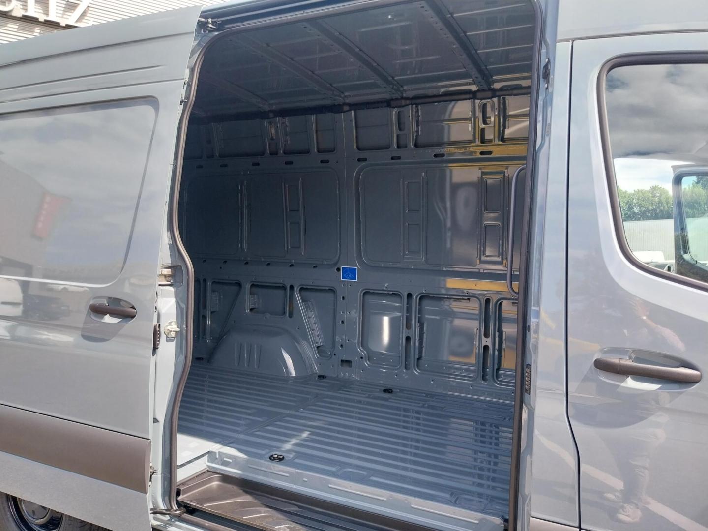 Image MERCEDES-BENZ Sprinter Fg 315 CDI 37 3T5 Pro 9G-Tronic