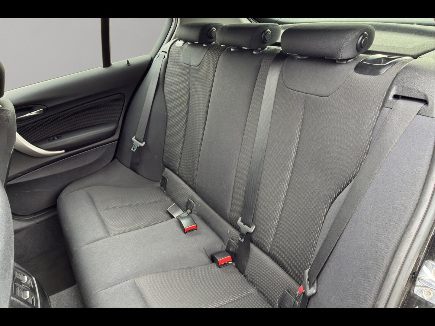 Image BMW Série 1 116iA 136ch Sport 5p
