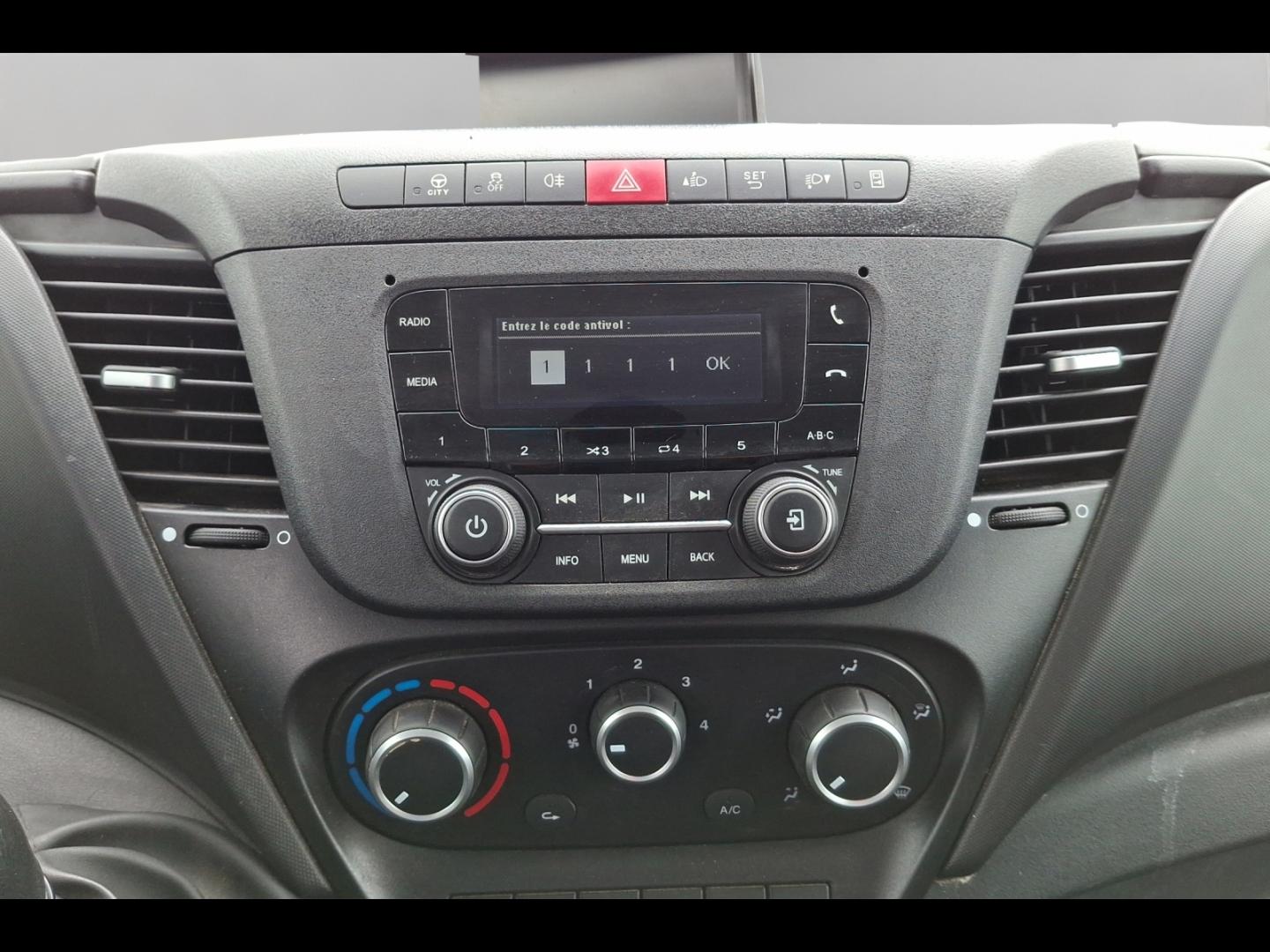 Image IVECO Daily CCb 35C16H D empattement 4100 3.0 Tor