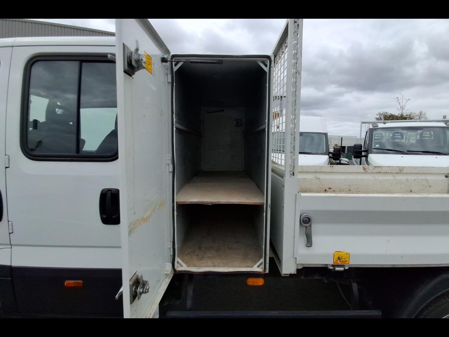 Image IVECO Daily CCb 35C16H D empattement 4100 3.0 Tor
