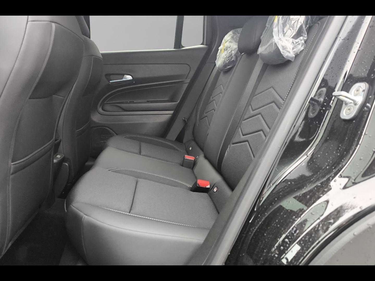Image JEEP Avenger 1.2 Turbo T3 110ch e-Hybrid Altitude BVR6