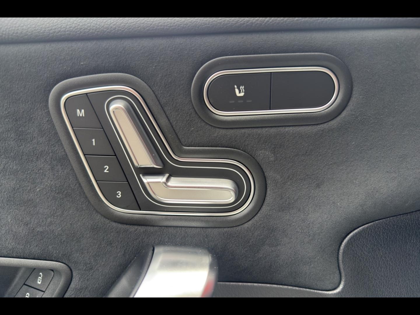 Image MERCEDES-BENZ Classe A 180 136ch Edition 140 7G-DCT