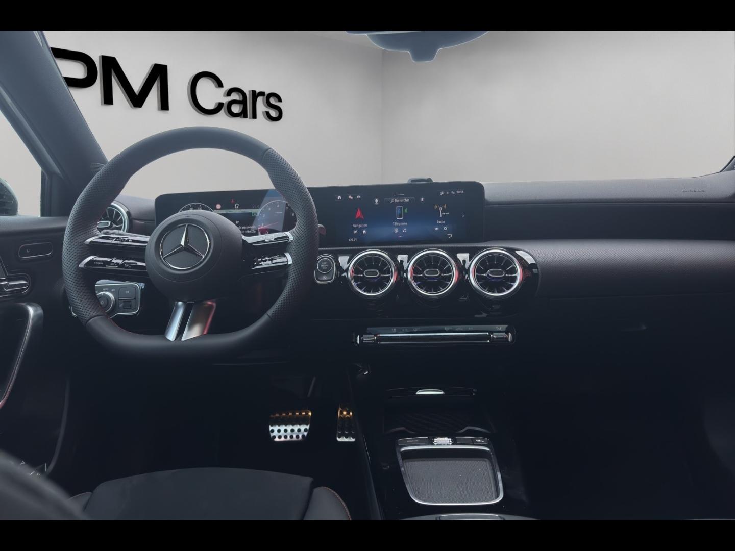 Image MERCEDES-BENZ Classe A 180 136ch Edition 140 7G-DCT