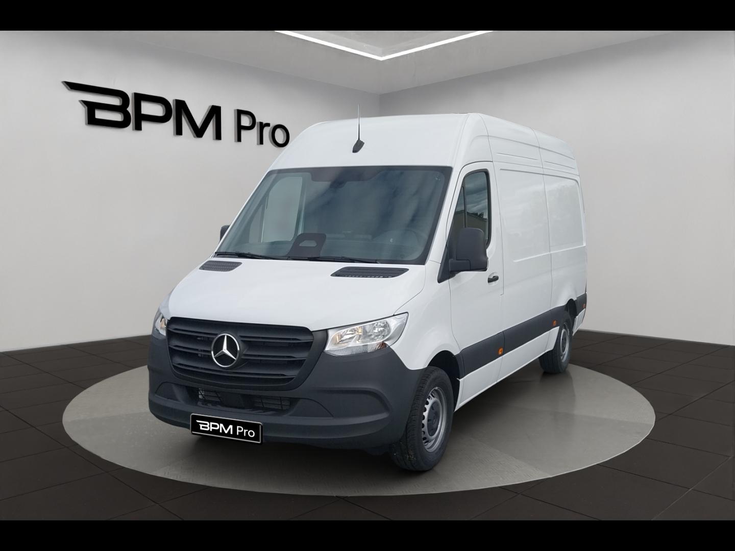 Photo MERCEDES-BENZ Sprinter Fg 315 CDI 37 3T5 Base 9G-Tronic ( 43 990 HT )