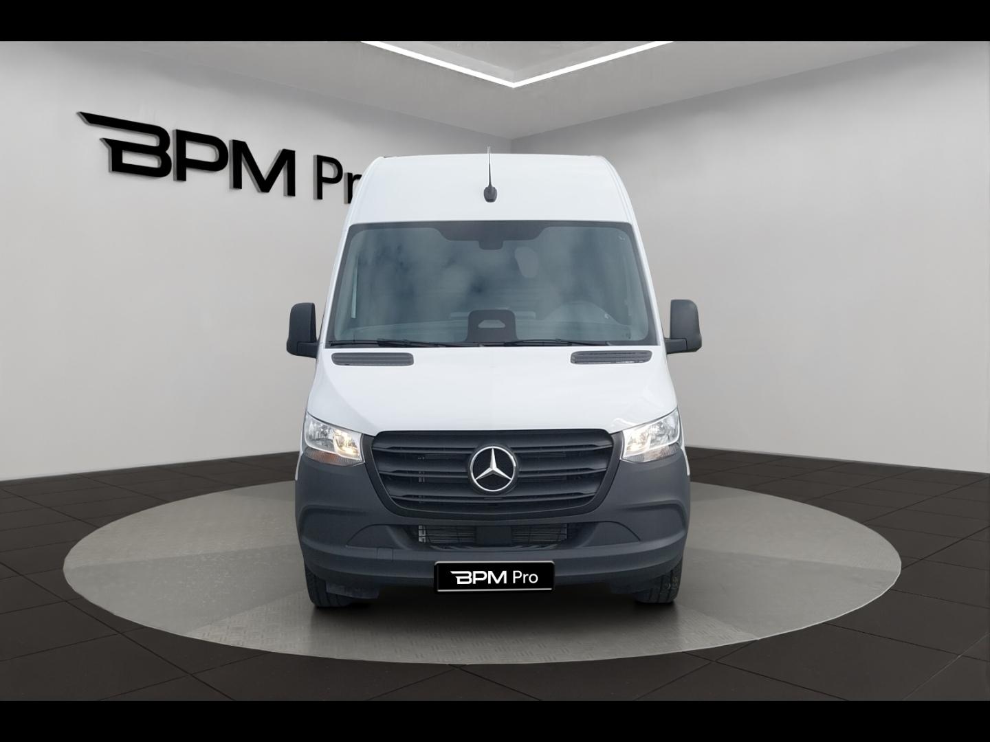 Image MERCEDES-BENZ Sprinter Fg 315 CDI 37 3T5 Base 9G-Tronic ( 43 990 HT )