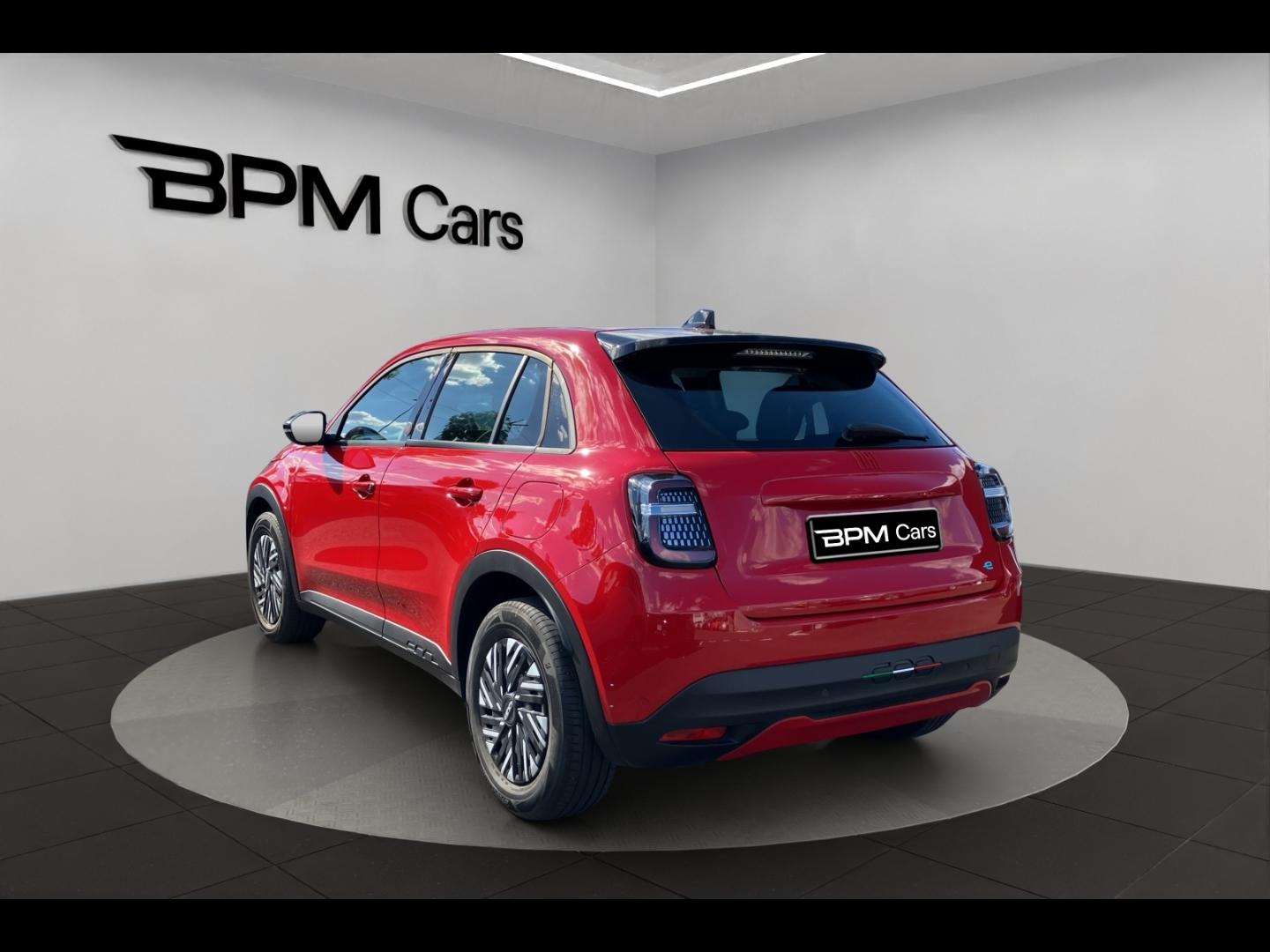 Image FIAT 600 e 156ch 54kWh Red