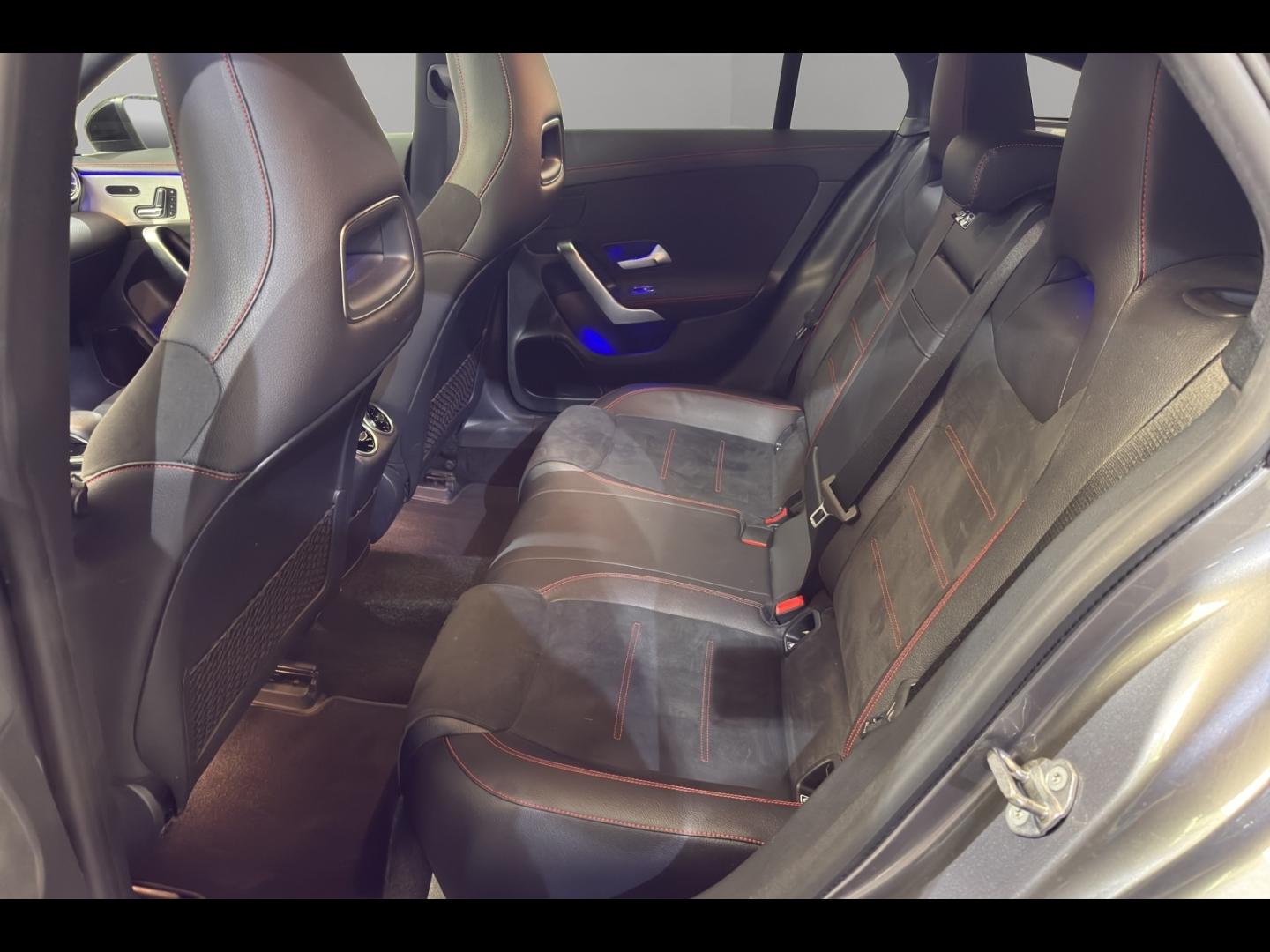 Image MERCEDES-BENZ CLA Shooting Brake 220 d 190ch AMG Line 8G-DCT