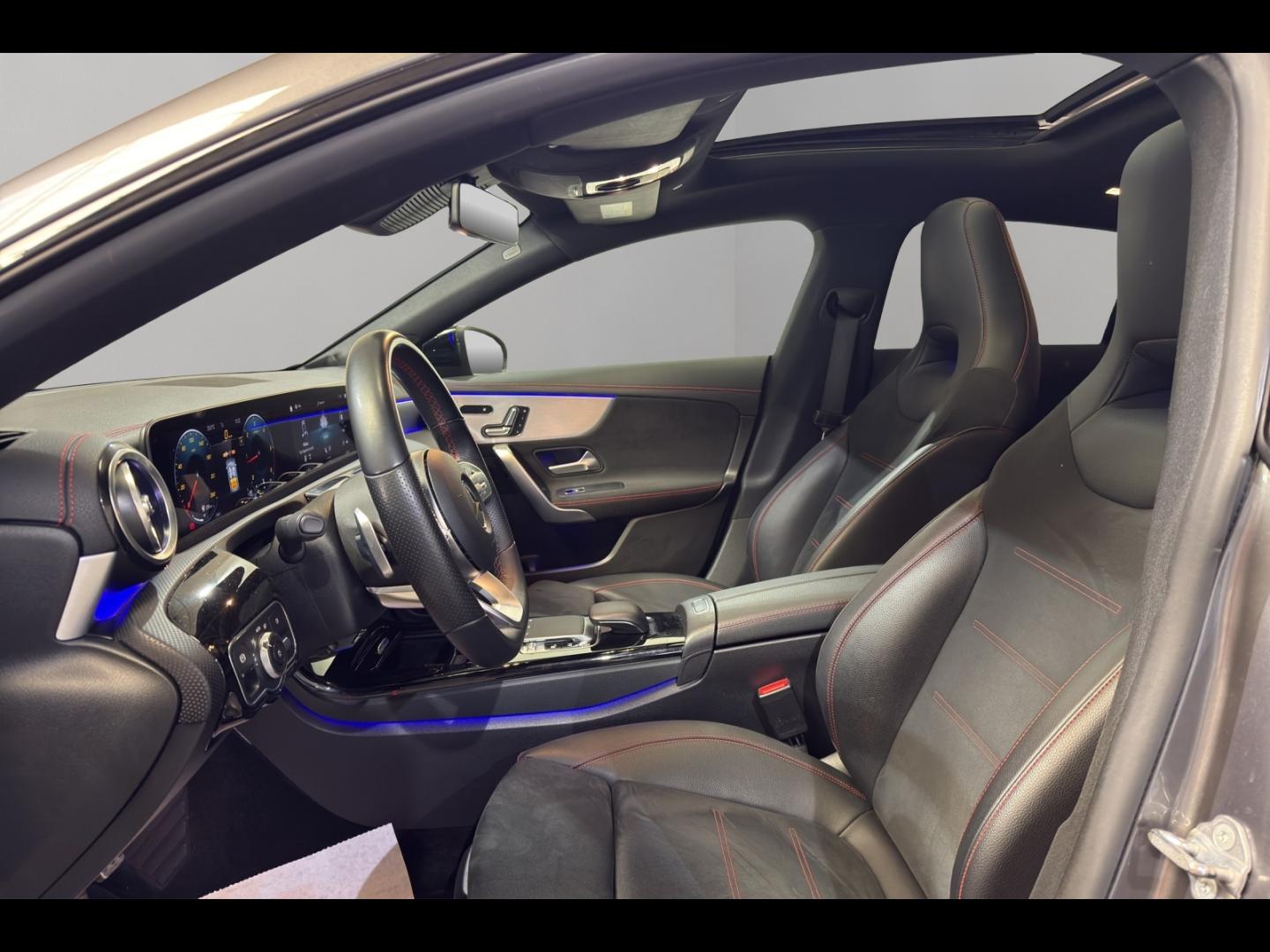 Image MERCEDES-BENZ CLA Shooting Brake 220 d 190ch AMG Line 8G-DCT