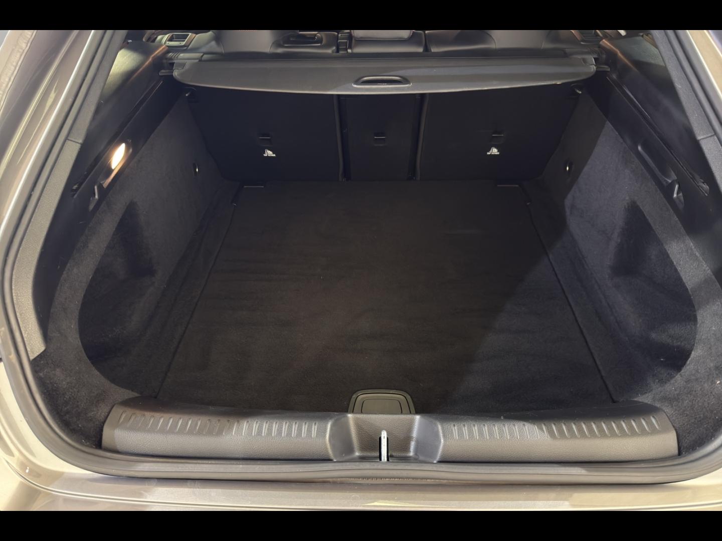 Image MERCEDES-BENZ CLA Shooting Brake 220 d 190ch AMG Line 8G-DCT