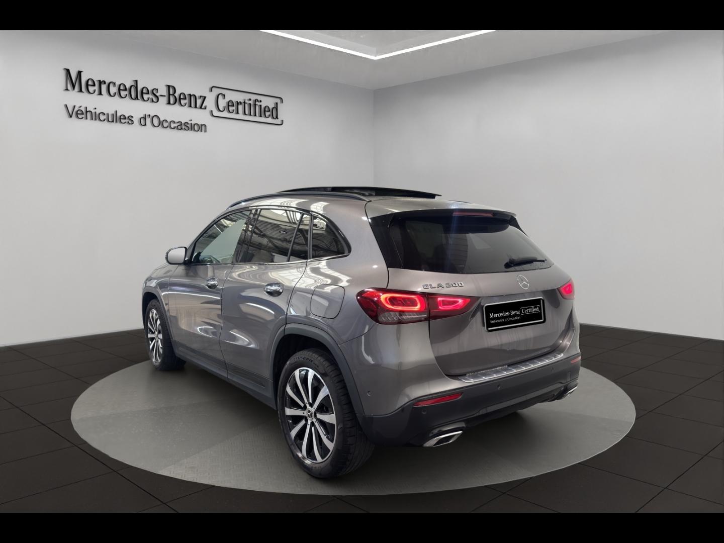 Image MERCEDES-BENZ GLA 200 163ch Progressive Line 7G-DCT