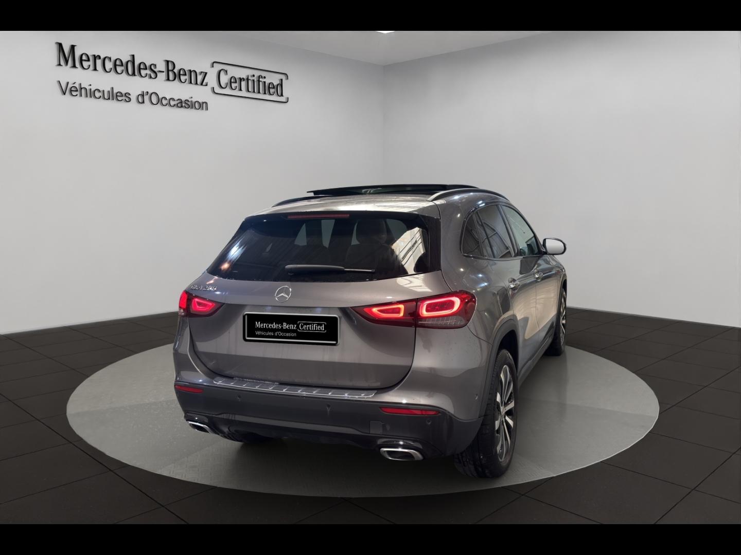 Image MERCEDES-BENZ GLA 200 163ch Progressive Line 7G-DCT