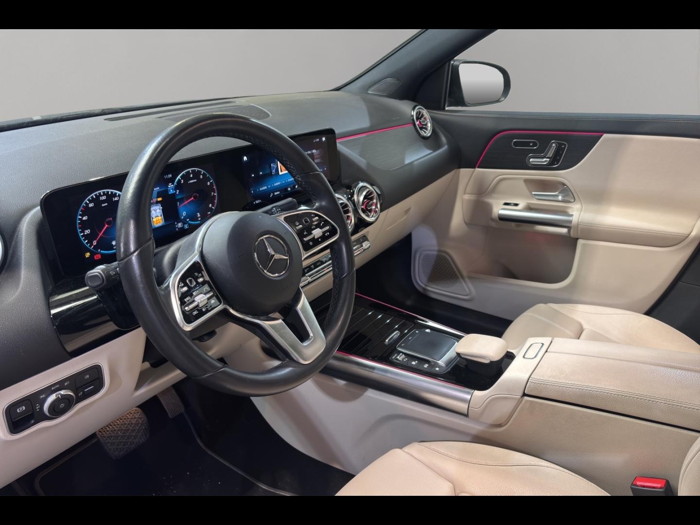Image MERCEDES-BENZ GLA 200 163ch Progressive Line 7G-DCT