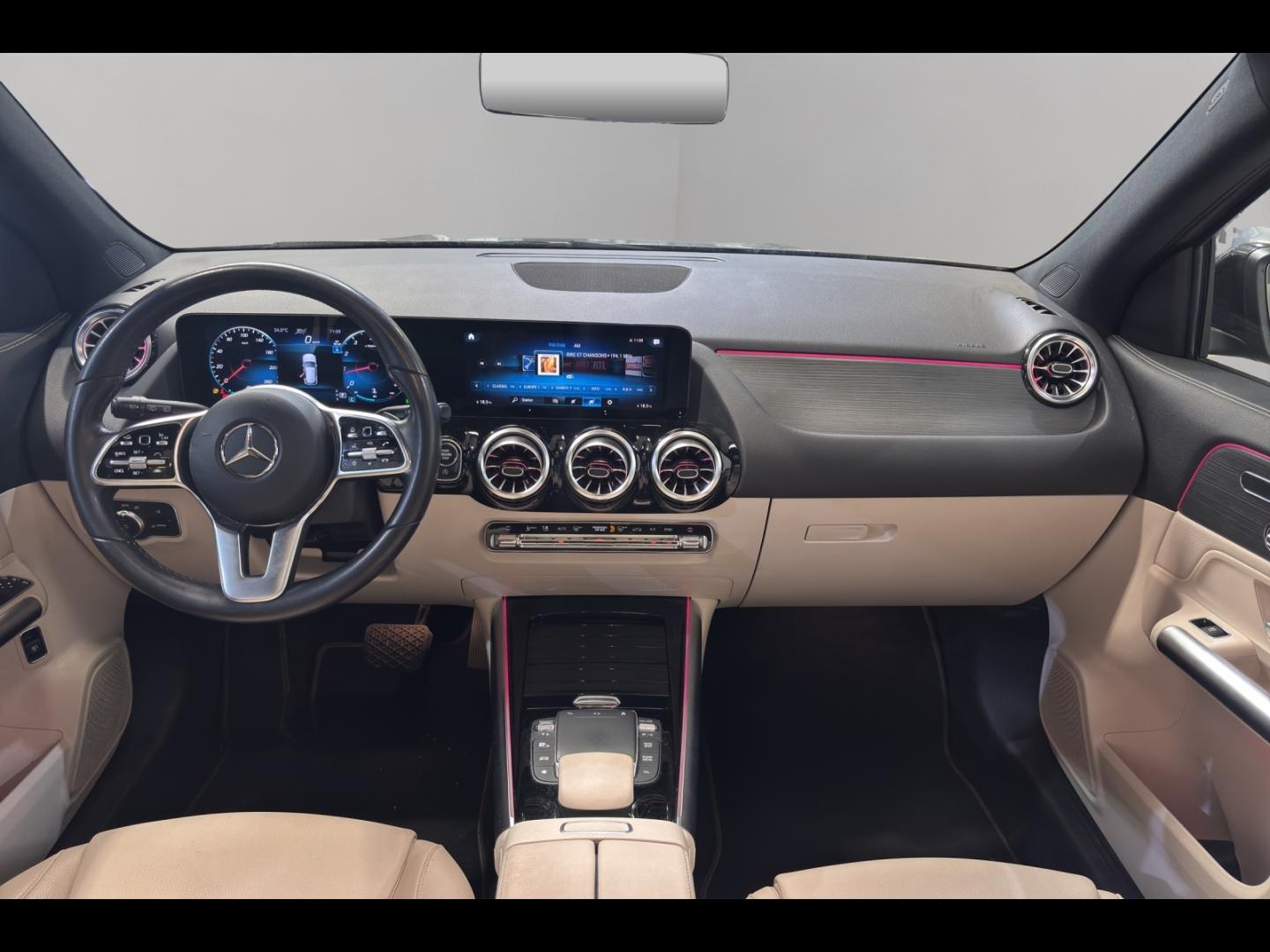 Image MERCEDES-BENZ GLA 200 163ch Progressive Line 7G-DCT