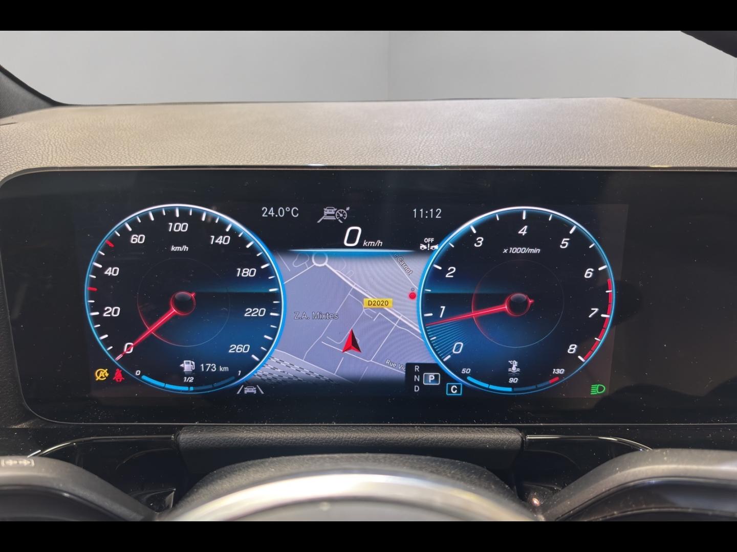 Image MERCEDES-BENZ GLA 200 163ch Progressive Line 7G-DCT