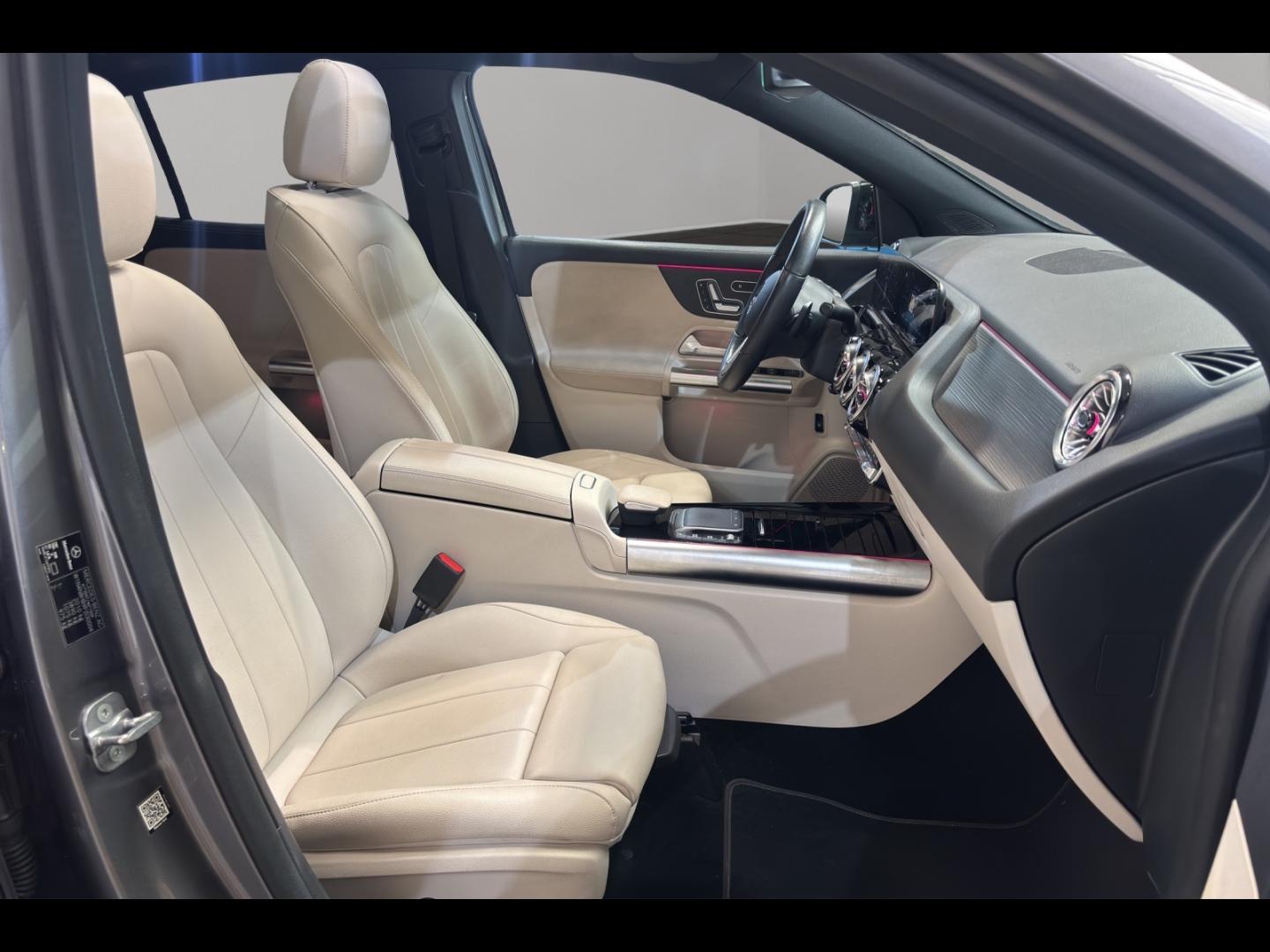 Image MERCEDES-BENZ GLA 200 163ch Progressive Line 7G-DCT