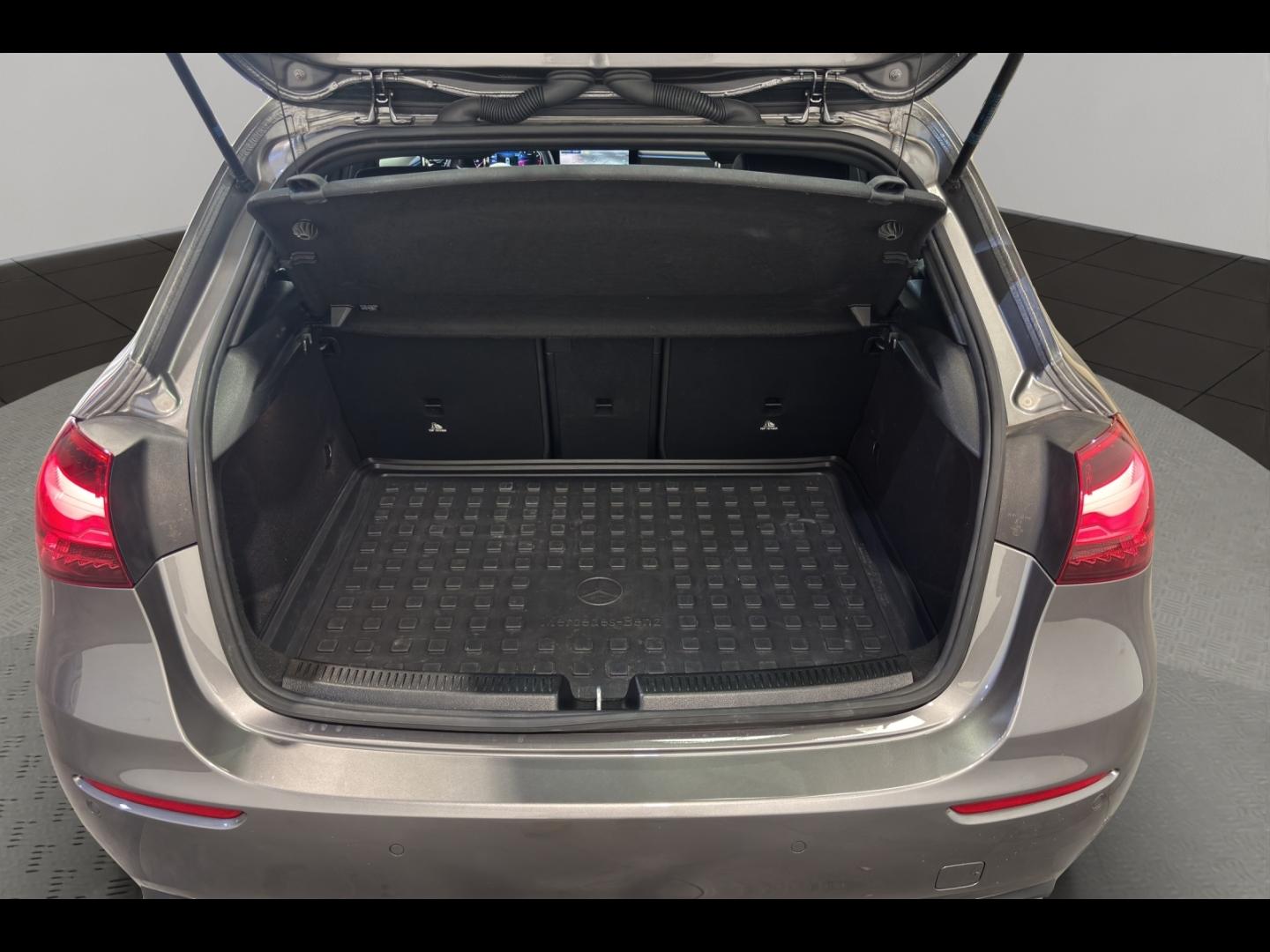 Image MERCEDES-BENZ Classe A 180 136ch Progressive Line 7G-DCT