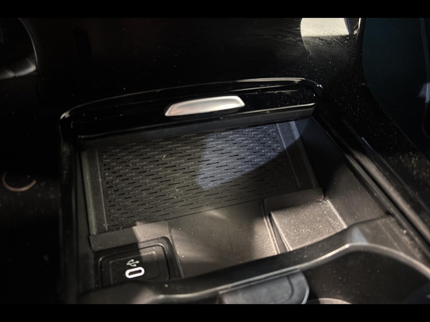 Image MERCEDES-BENZ Classe A 180 136ch Progressive Line 7G-DCT