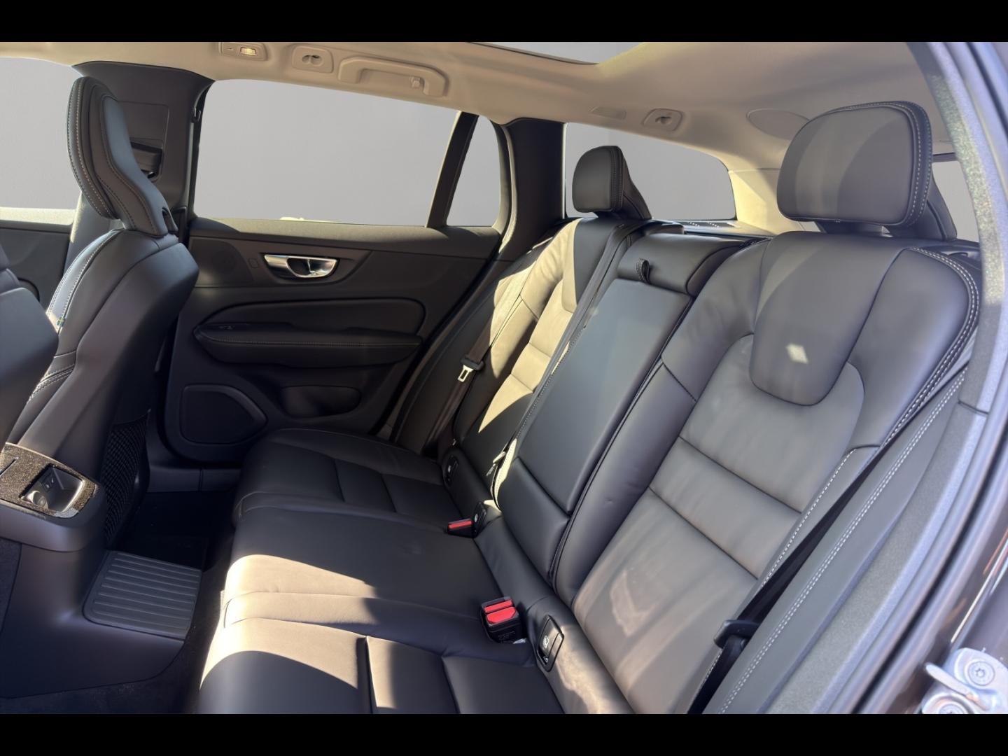 Image VOLVO V60 T6 AWD 253+145ch Ultra Style Chrome Geartronic 8