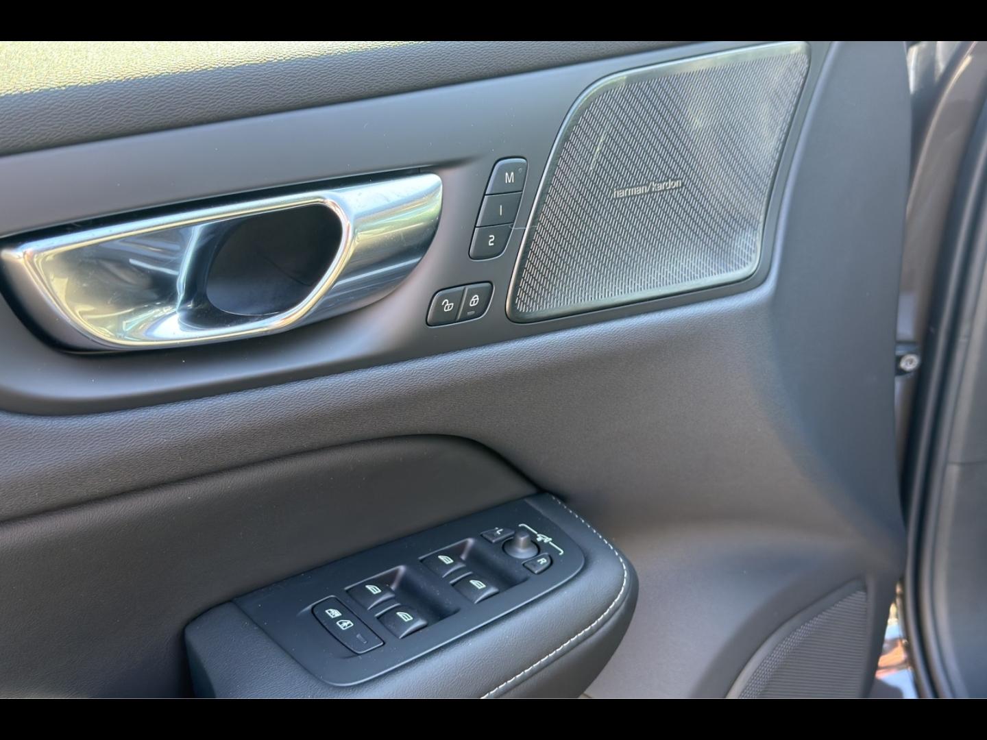 Image VOLVO V60 T6 AWD 253+145ch Ultra Style Chrome Geartronic 8