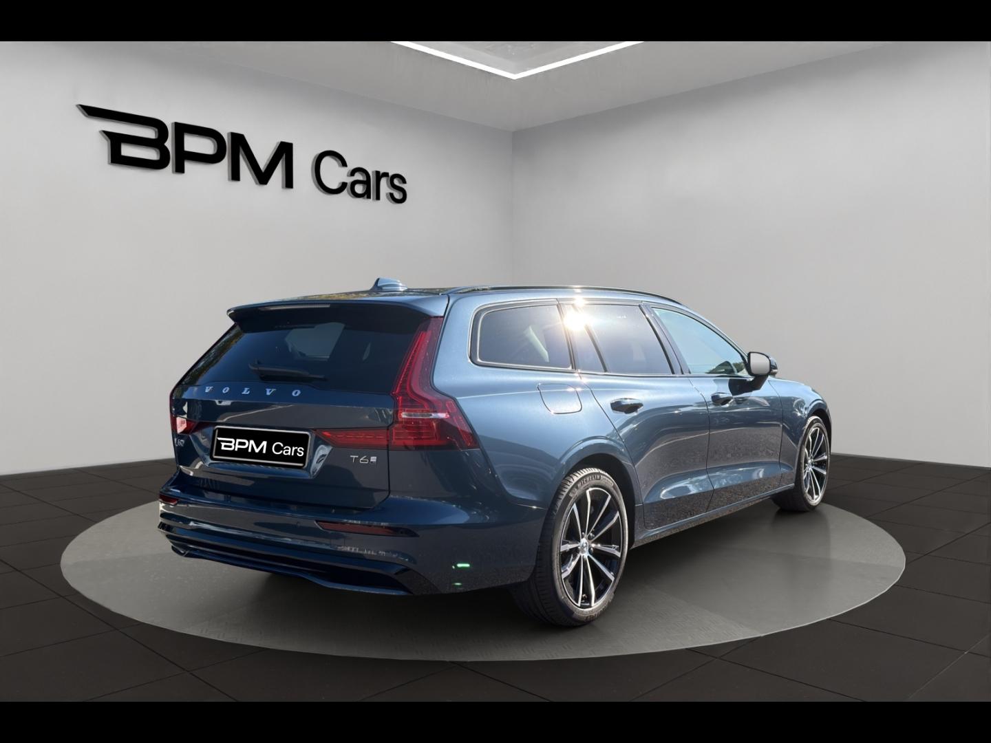 Image VOLVO V60 T6 AWD 180+156ch Plus Style Dark Geartronic 8