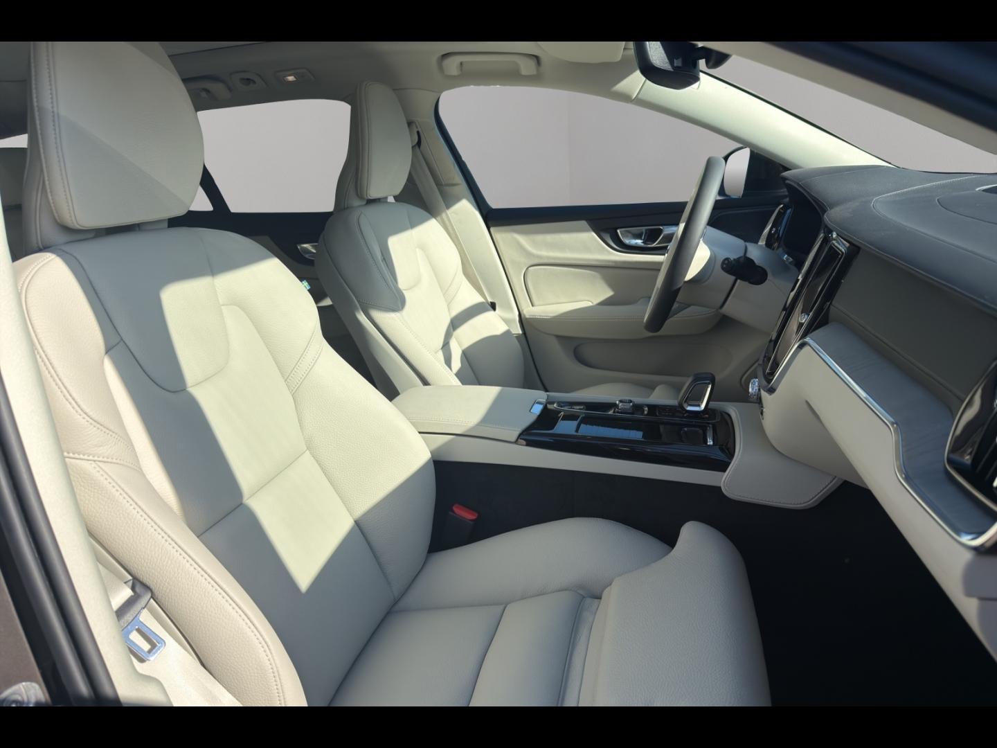 Image VOLVO V60 T6 AWD 253+145ch Ultra Style Chrome Geartronic 8