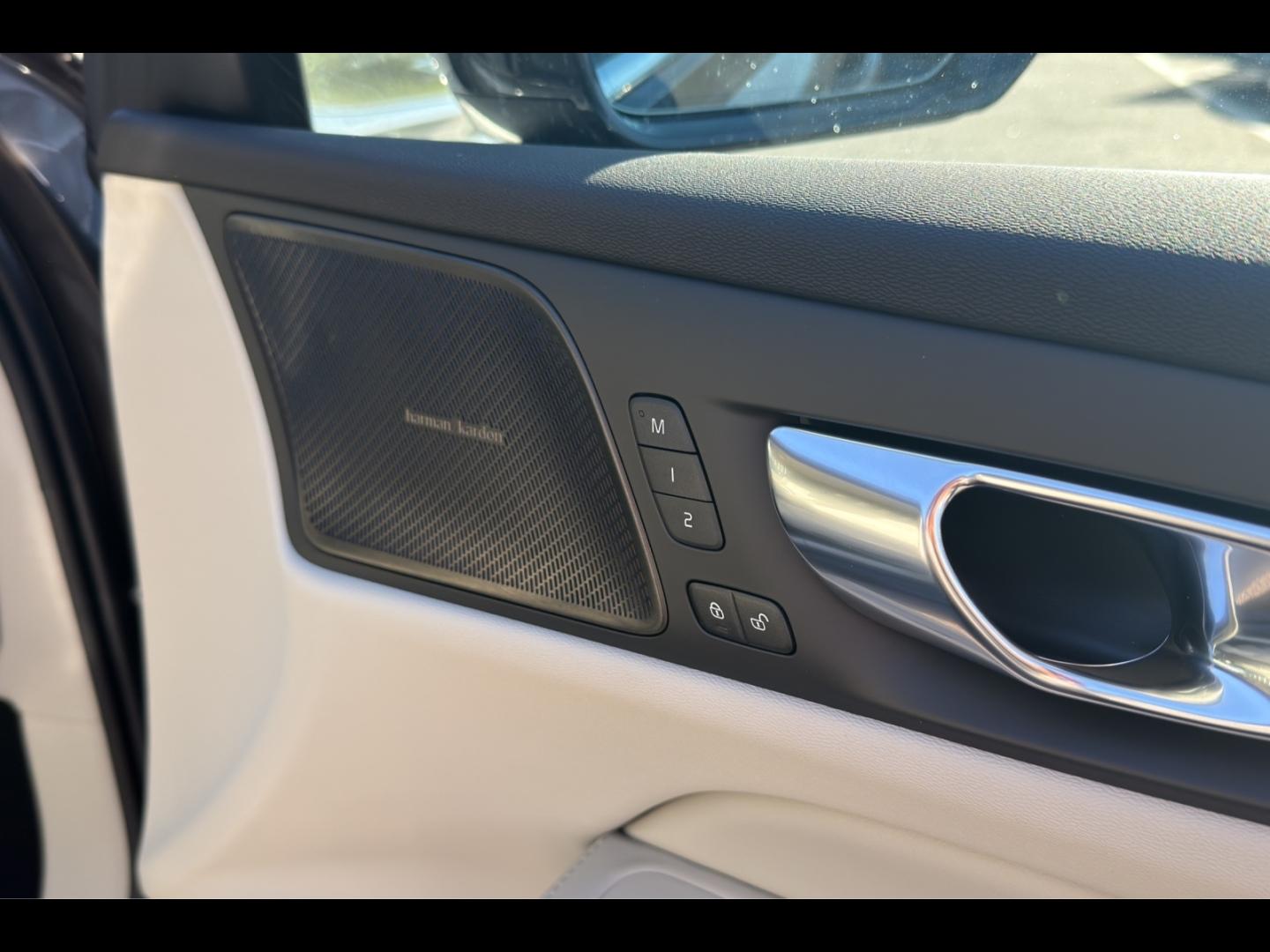 Image VOLVO V60 T6 AWD 253+145ch Ultra Style Chrome Geartronic 8