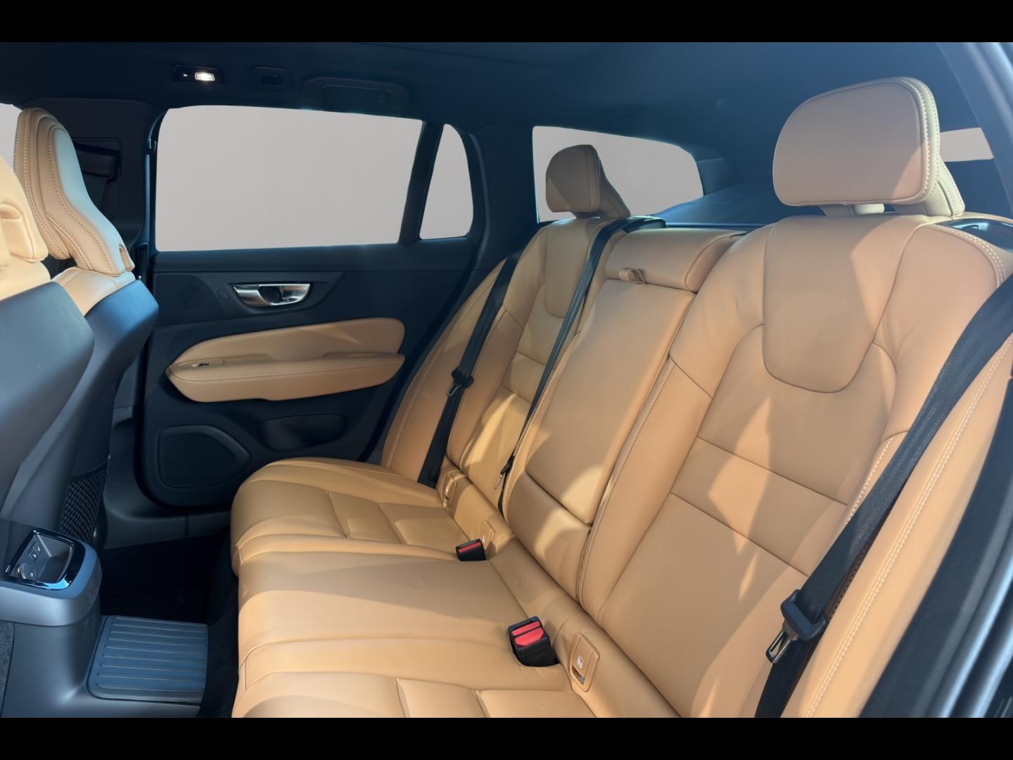 Image VOLVO V60 T6 AWD 253+145ch Ultra Style Chrome Geartronic 8