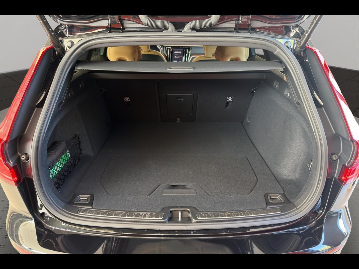 Image VOLVO V60 T6 AWD 253+145ch Ultra Style Chrome Geartronic 8