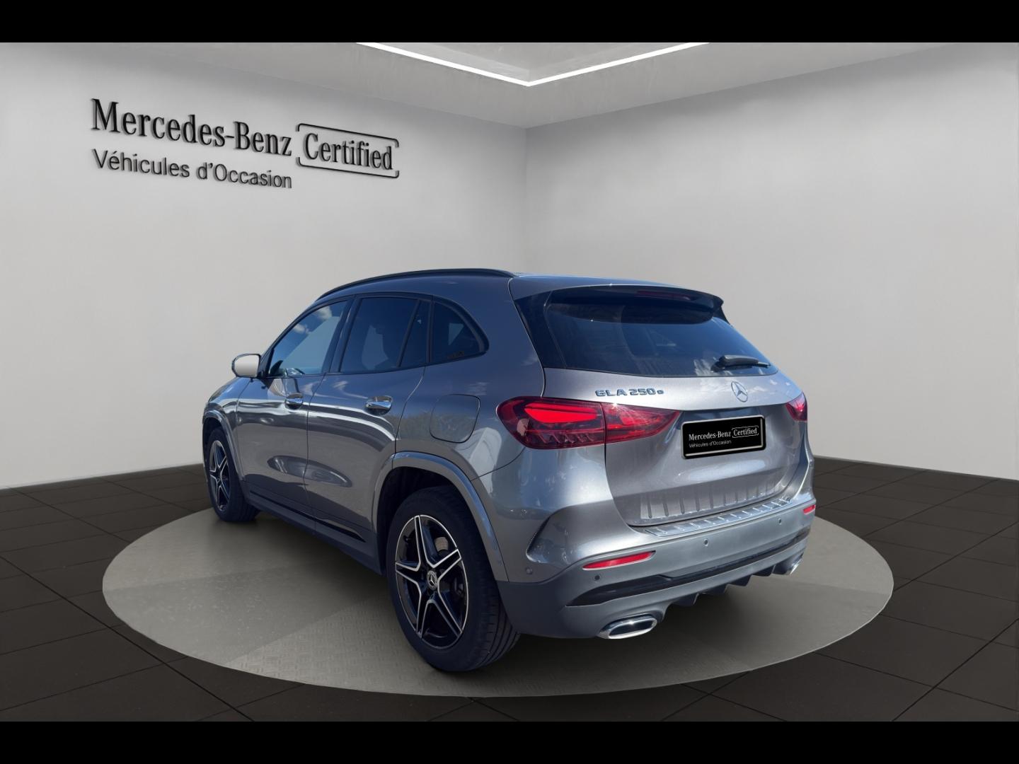 Image MERCEDES-BENZ GLA 250 e 218ch AMG Line 8G-DCT