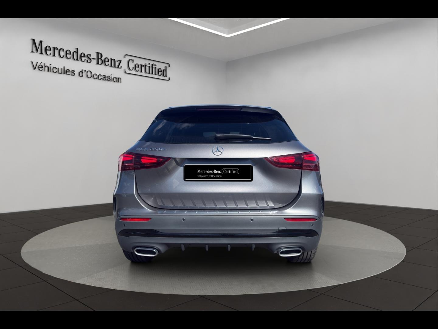 Image MERCEDES-BENZ GLA 250 e 218ch AMG Line 8G-DCT