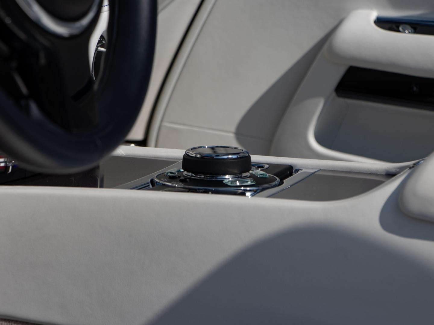 Image ROLLS-ROYCE Dawn V12 6.6 571ch