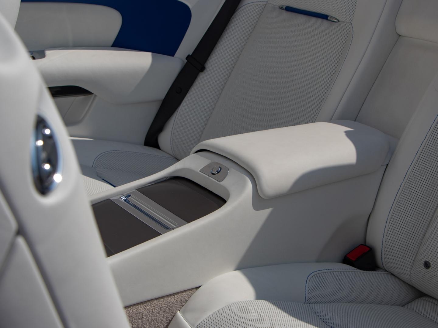 Image ROLLS-ROYCE Dawn V12 6.6 571ch