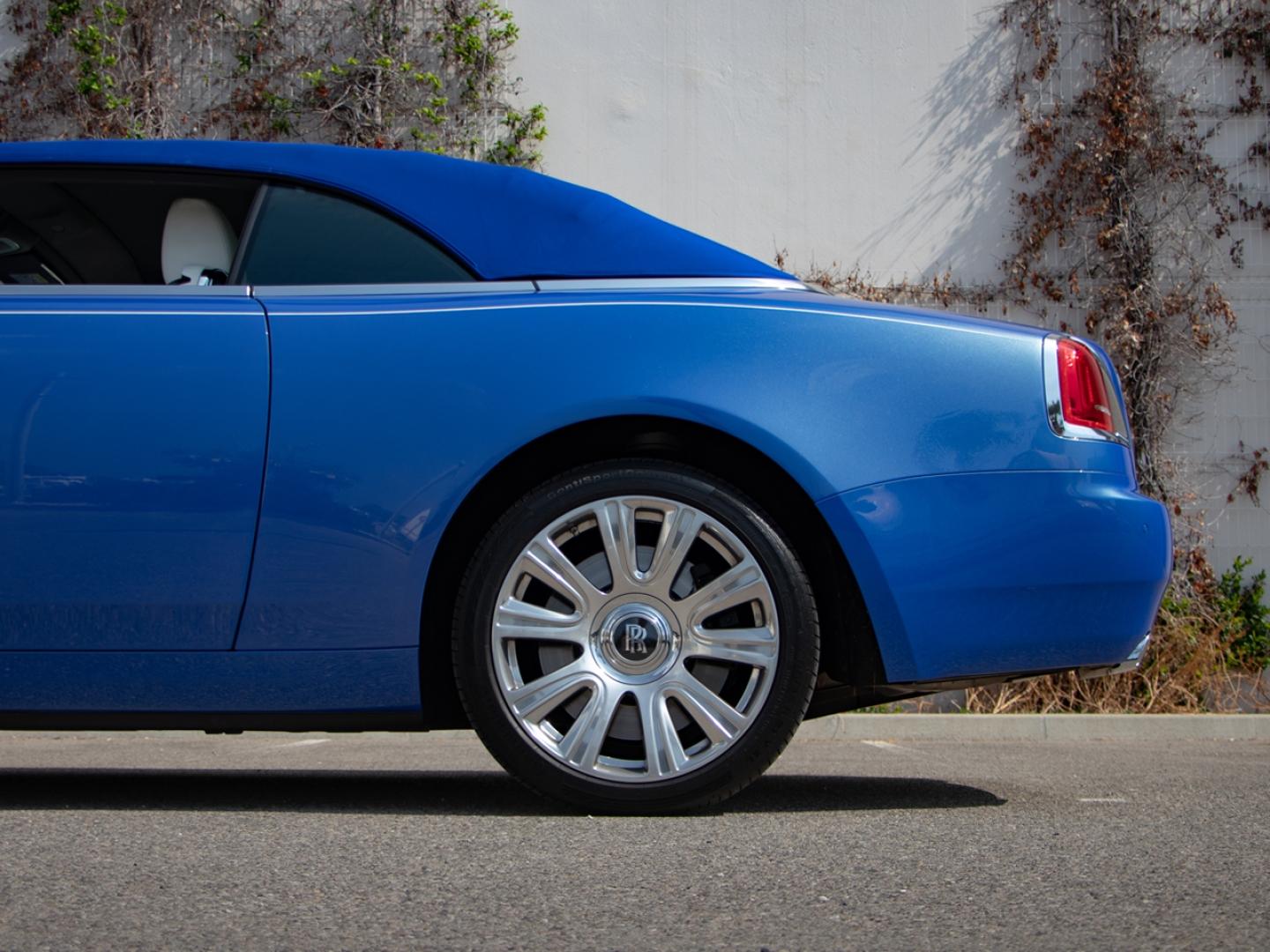 Image ROLLS-ROYCE Dawn V12 6.6 571ch