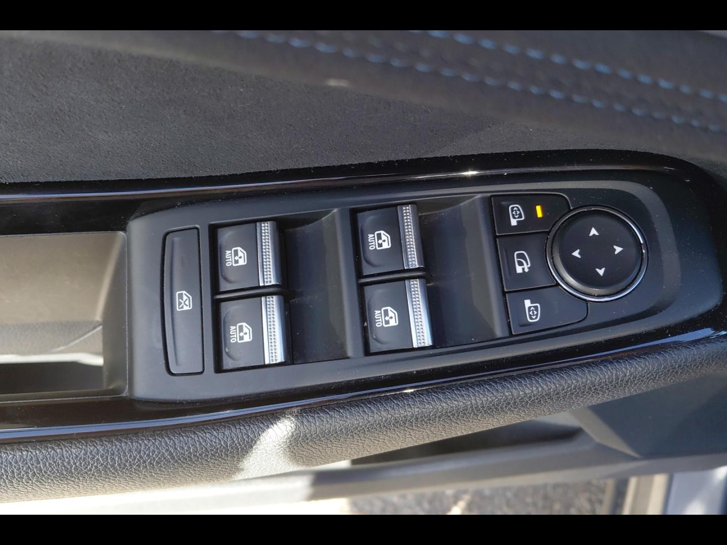 Image RENAULT Austral 1.2 E-Tech full hybrid 200ch Iconic esprit Alpine- 24