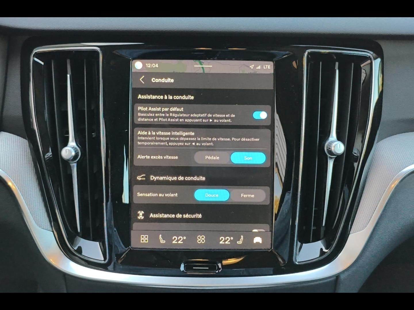 Image VOLVO V60 B4 197ch Plus Style Dark DCT 7